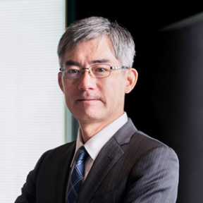 荒堀 淳一 氏