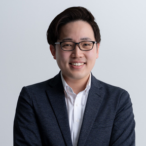 足立 貴政
