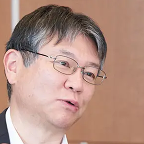 吉田 一晴 氏