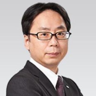 山根 審治